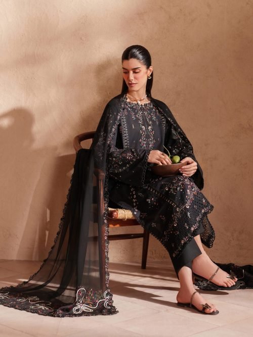 Iznik Luxury Lawn - Black Embroidered Suit