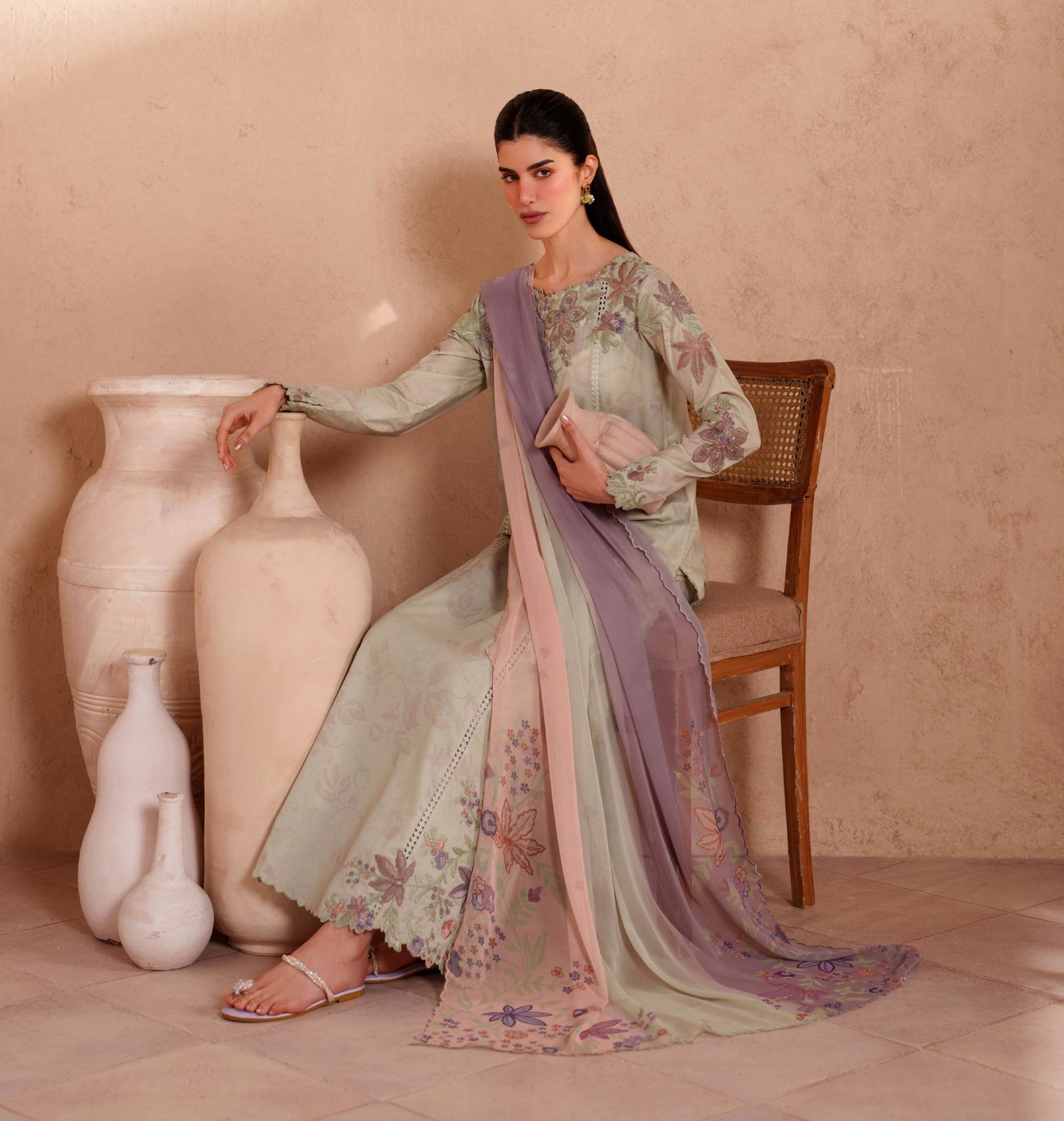 Iznik Luxury Lawn - Mint Green Embroidered Suit