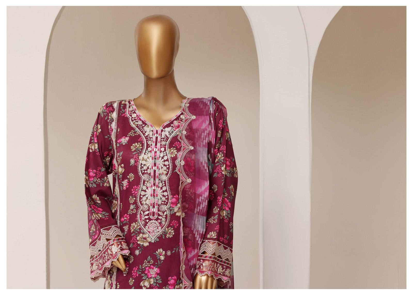 Sadabahar Plum Magenta Cutwork Suit - Image 3